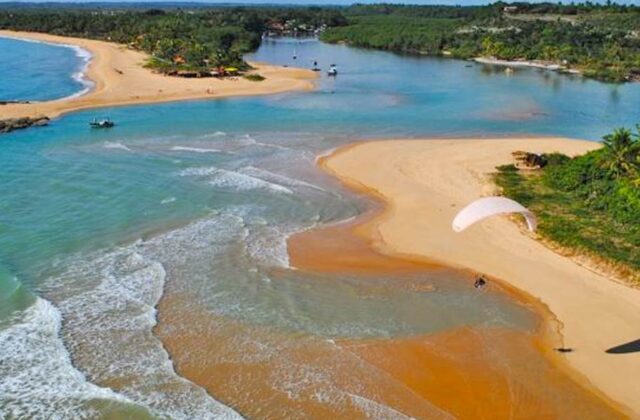 Barra de Caraíva