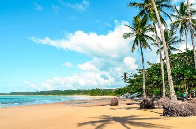 Praia dos Coqueiros