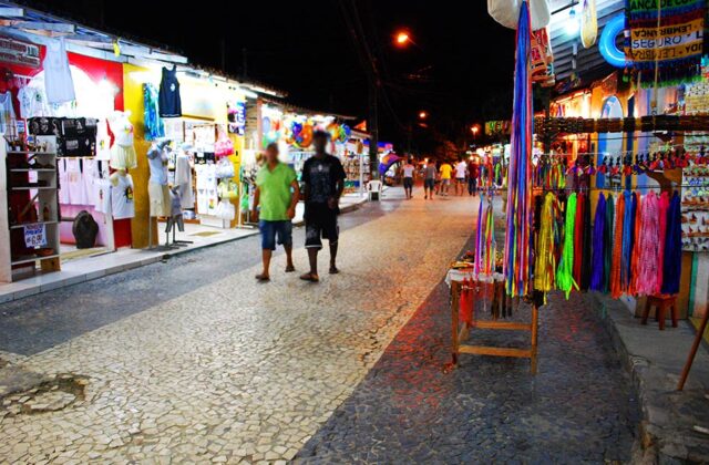 Bróduei (Broadway) de Arraial d’Ajuda